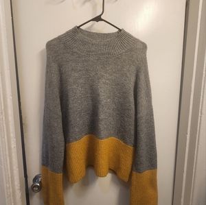 Forever 21 color blocked sweater size L